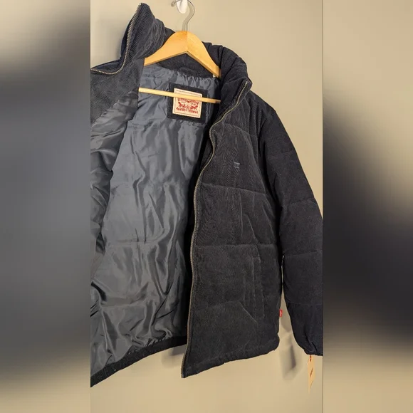 Beautiful Levi's Black corduroy bubble puffer. NWT XL. In perfect condition - Picture 14 of 14